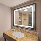 Guest Rooms - Four Points by Sheraton Niagara Falls Hotel